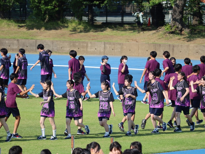 最後は全員とハイタッチで解団