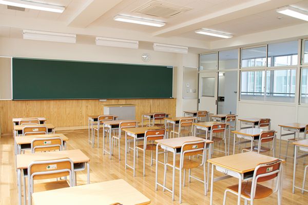HR教室（2F/3F/4F）